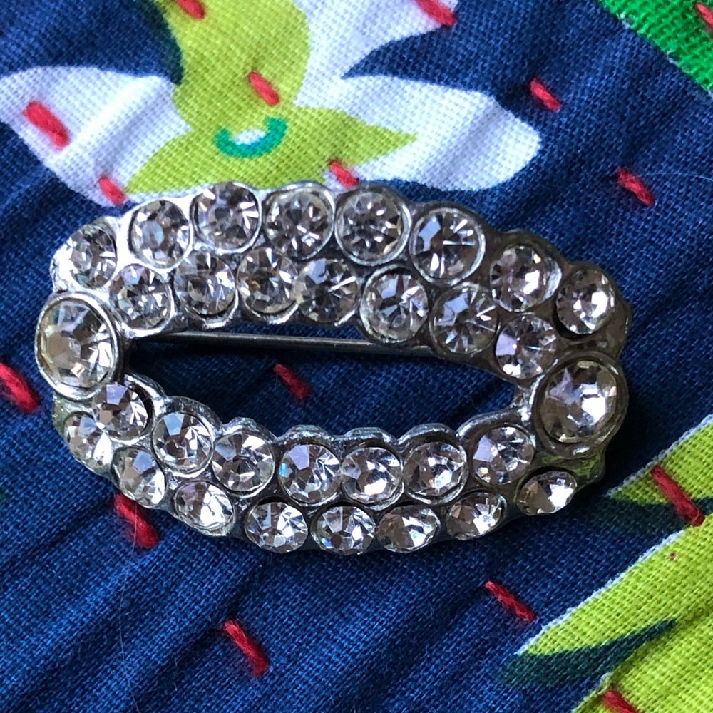 Vintage Rhinestone Brooch/Pin - Picture 8 of 10